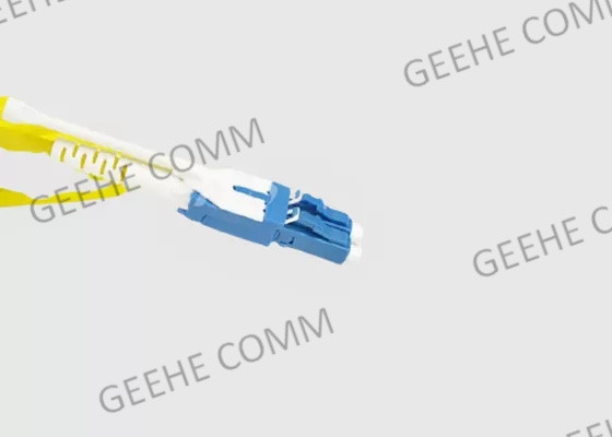 UNIBOOT 3.0MM LC AAN LC VAN HET DE VEZEL OPTISCHE FLARD VAN OS2 SINGLEMODE KABEL OFNR
