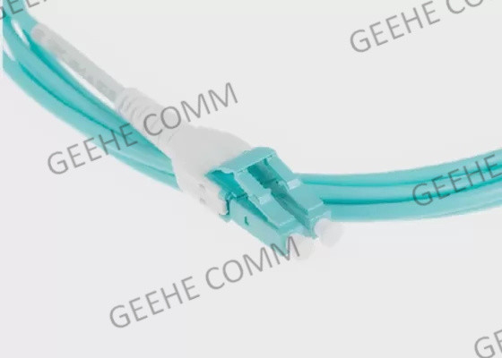 Kabel van het de Vezelflard van het trekkrachtlusje 10Gb 40Gb OM3 LC aan LC de Duplex