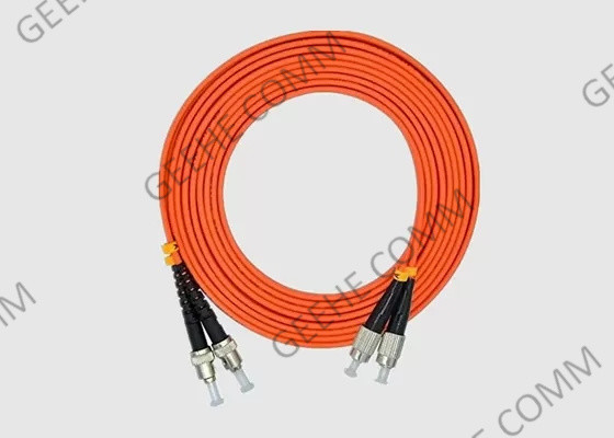 FC aan ST Duplexom3 0.9mm 1m Koord van Multimode Vezel het Optische Flard