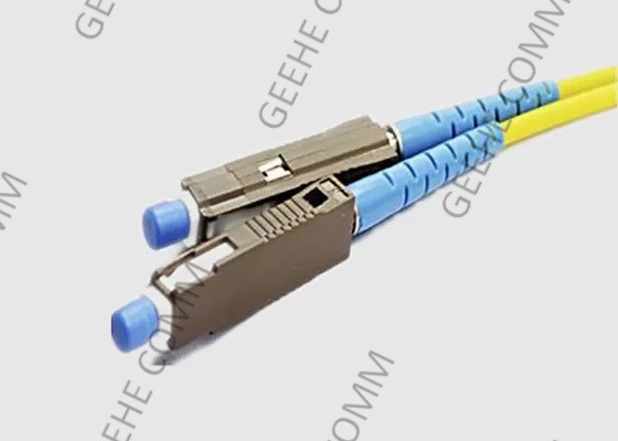 Het gele 2.0mm MU Koord van het Schakelaar Multimode Duplexflard