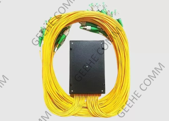 PLC-vezeloptisch kabelsplitter 1x64 ABS Box SM 2mm 1m FC APC-connectoren
