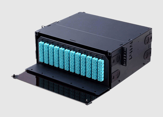 het Rek van 4U HD zet het Comité van het Vezelflard met Adaptercomité of de Cassette van MPO op/MTP-